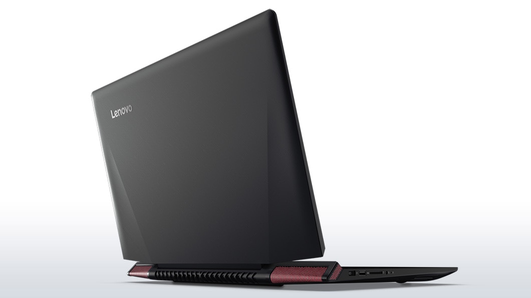 Ideapad Y700 (17) Laptop Gaming 17" yang Tangguh